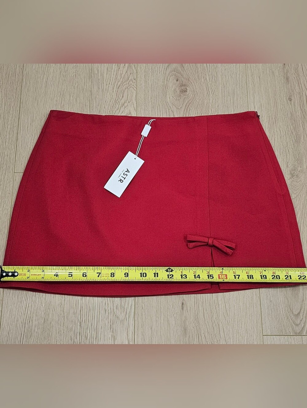 ASTR The Label Sophie Red Bow Embellished Mini Skirt ASTR Red Men’s Dress PantsI - Picture 4 of 9